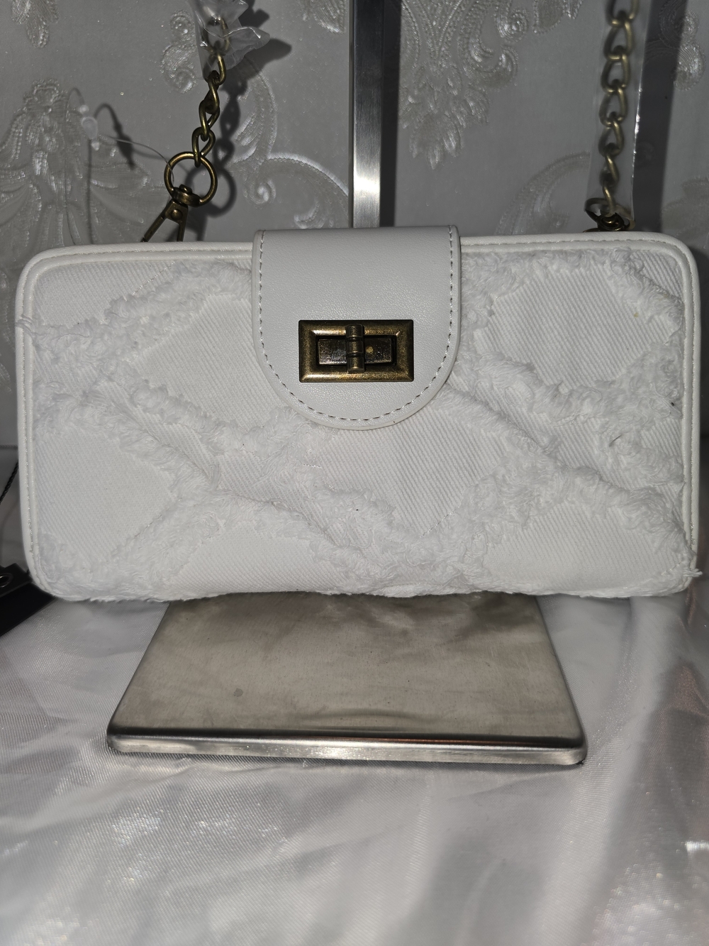 "White Denim" Quilted Chain-Shoulder Bag - CROSSBODY
